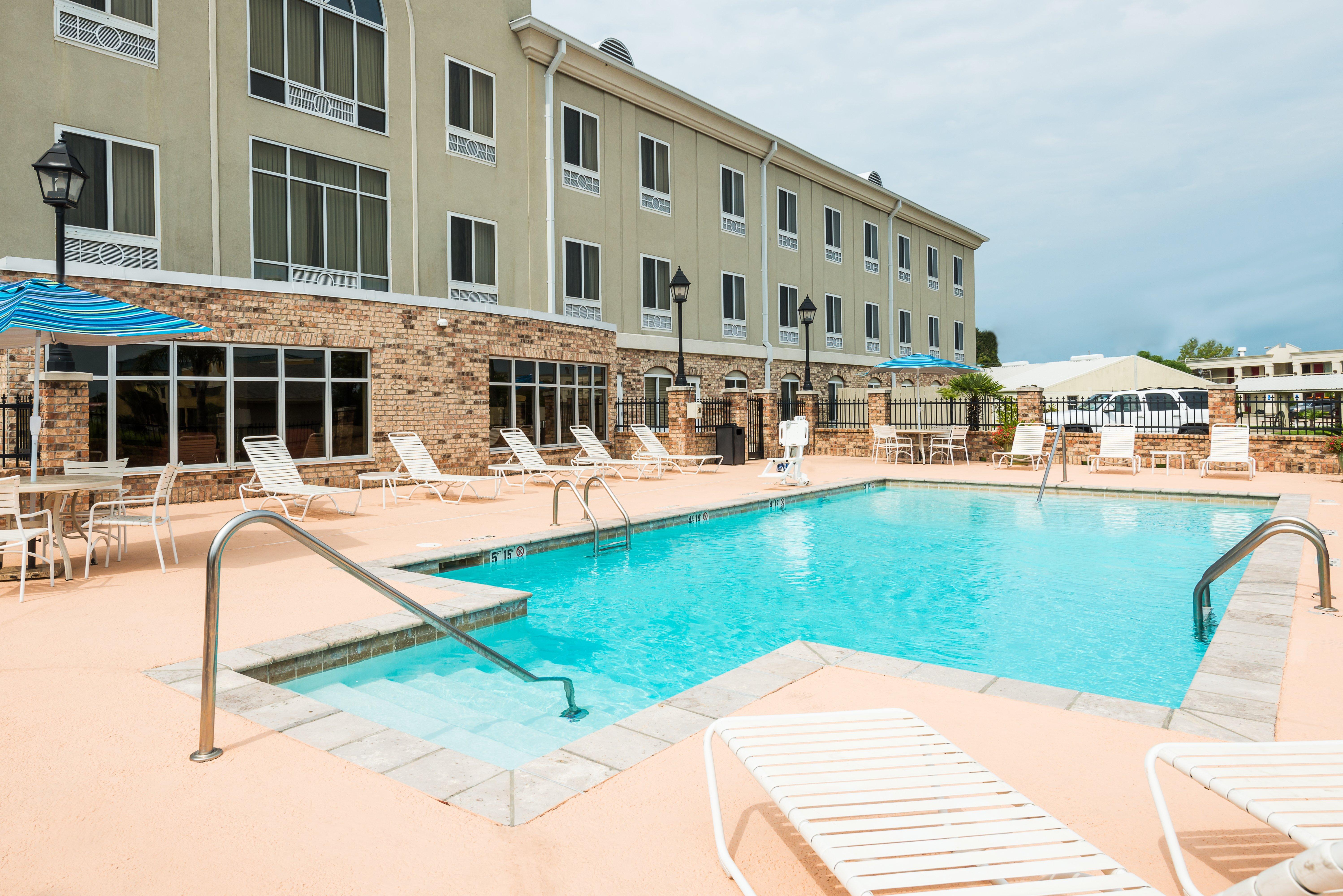 Holiday Inn Express Hotel & Suites New Iberia - Avery Island By Ihg מראה חיצוני תמונה